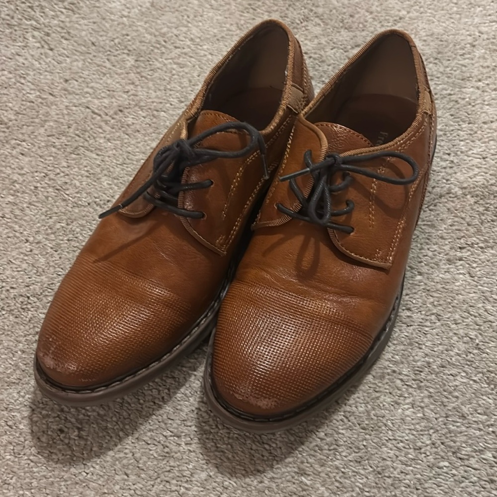 Boys dress shoes